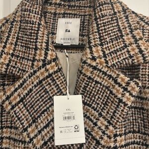 Free Assembly Women's Plaid Teddy Jacket - Black and Brown
